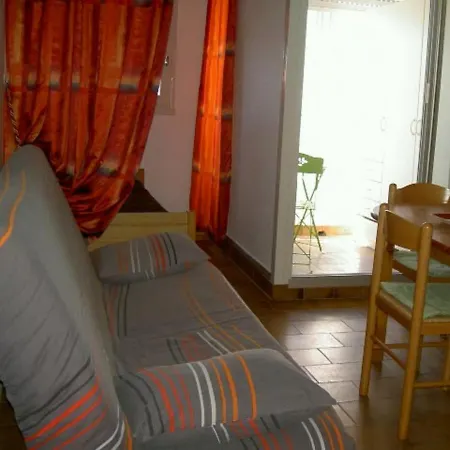 Cap D'agde, 1 Piece, 3 Personnes - Fr-1-249-75 * Агд
